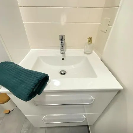 Appt Entree De Dunkerque Entierement Renove *